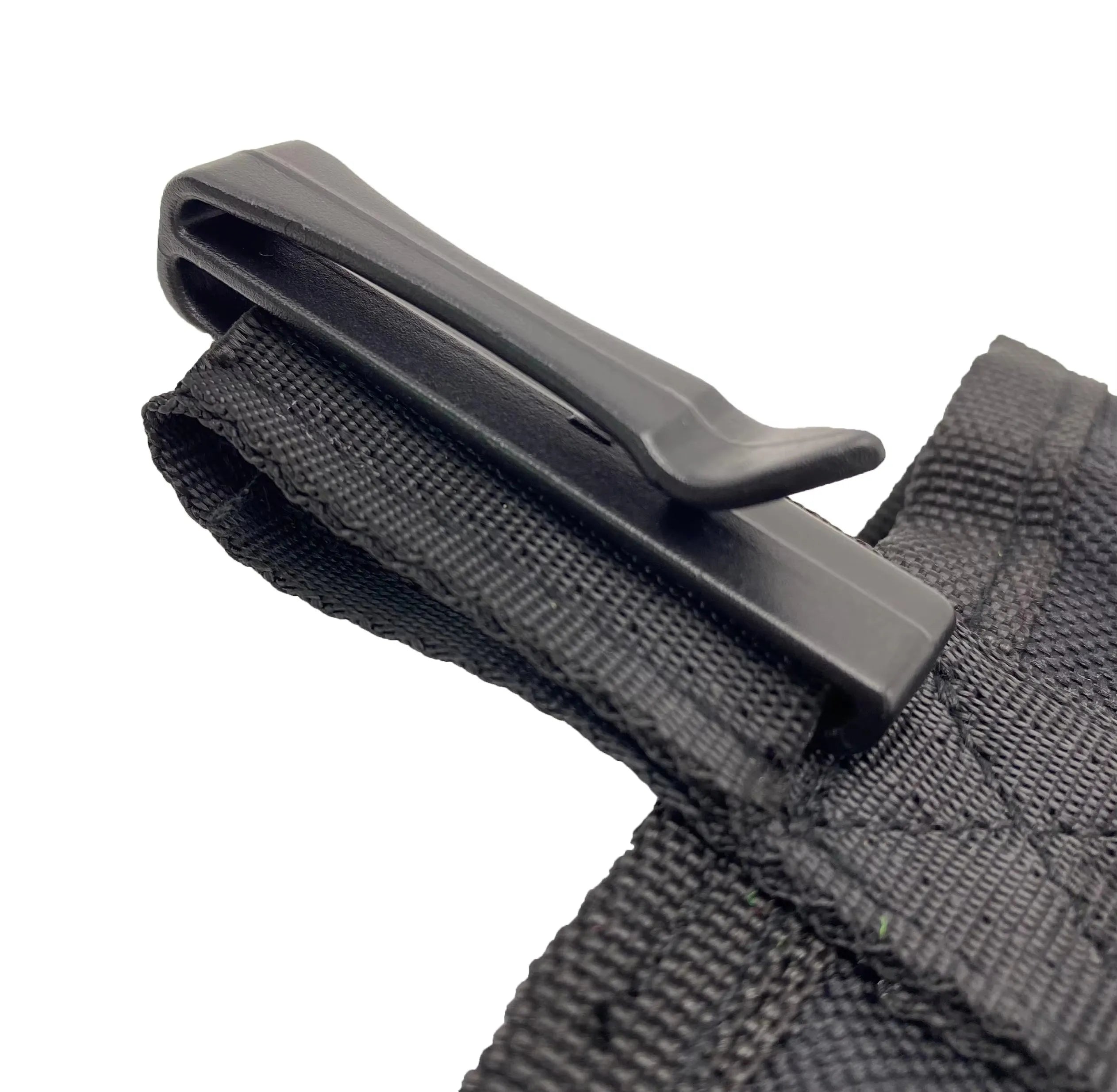 Pet Treat Bag — Oxford Cloth Pouch with Belt Buckle & Mesh Pocket (9×4×13 cm)